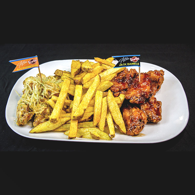 10 Alitas con papas